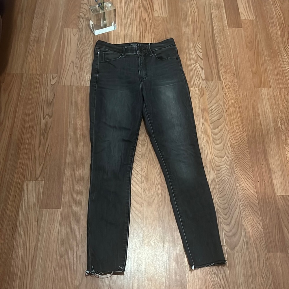 Abercrombie & Fitch Black High Rise Super Skinny Jeans Sz 0s/25